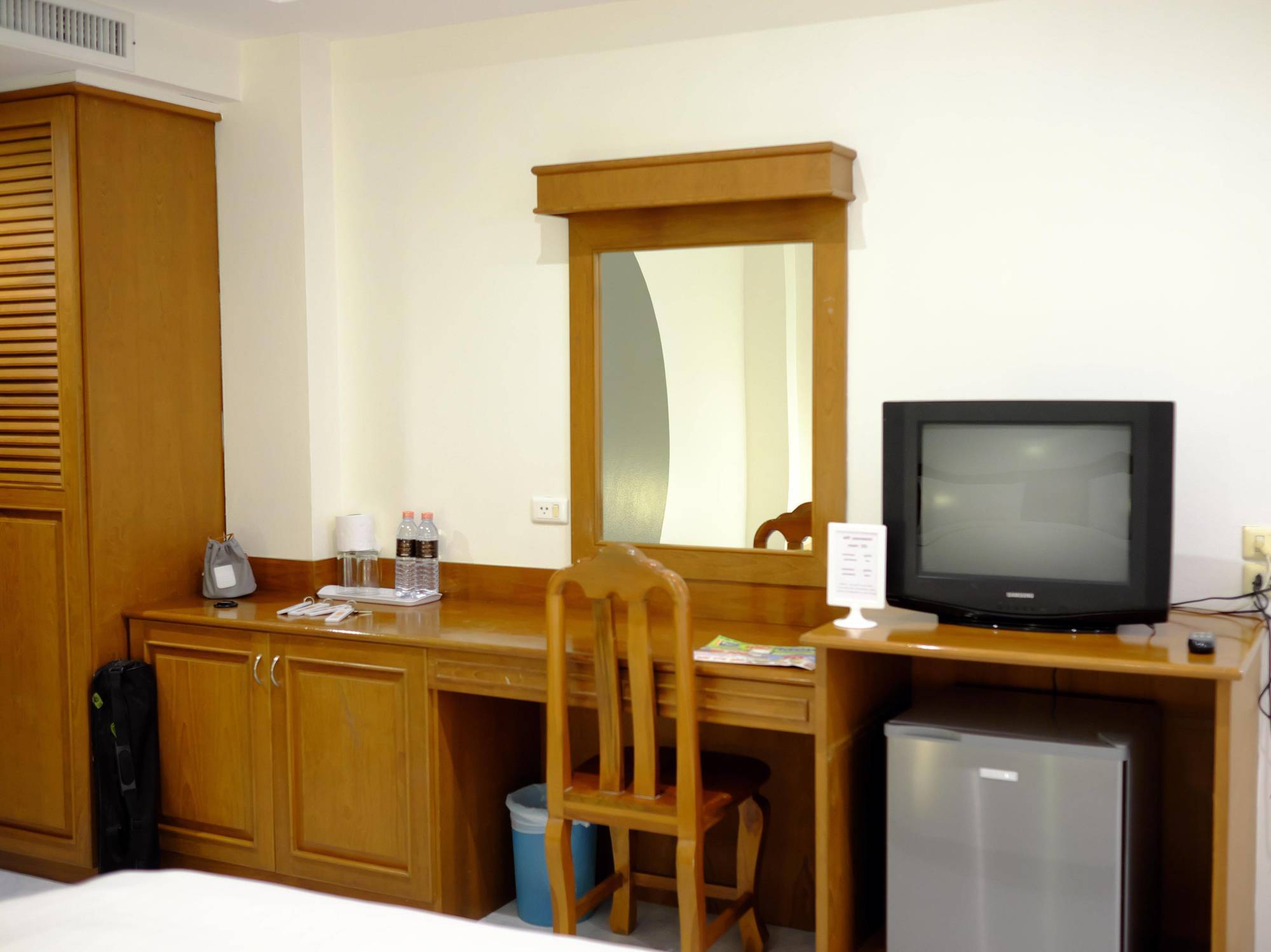 Pj Inn Паттайя Экстерьер фото